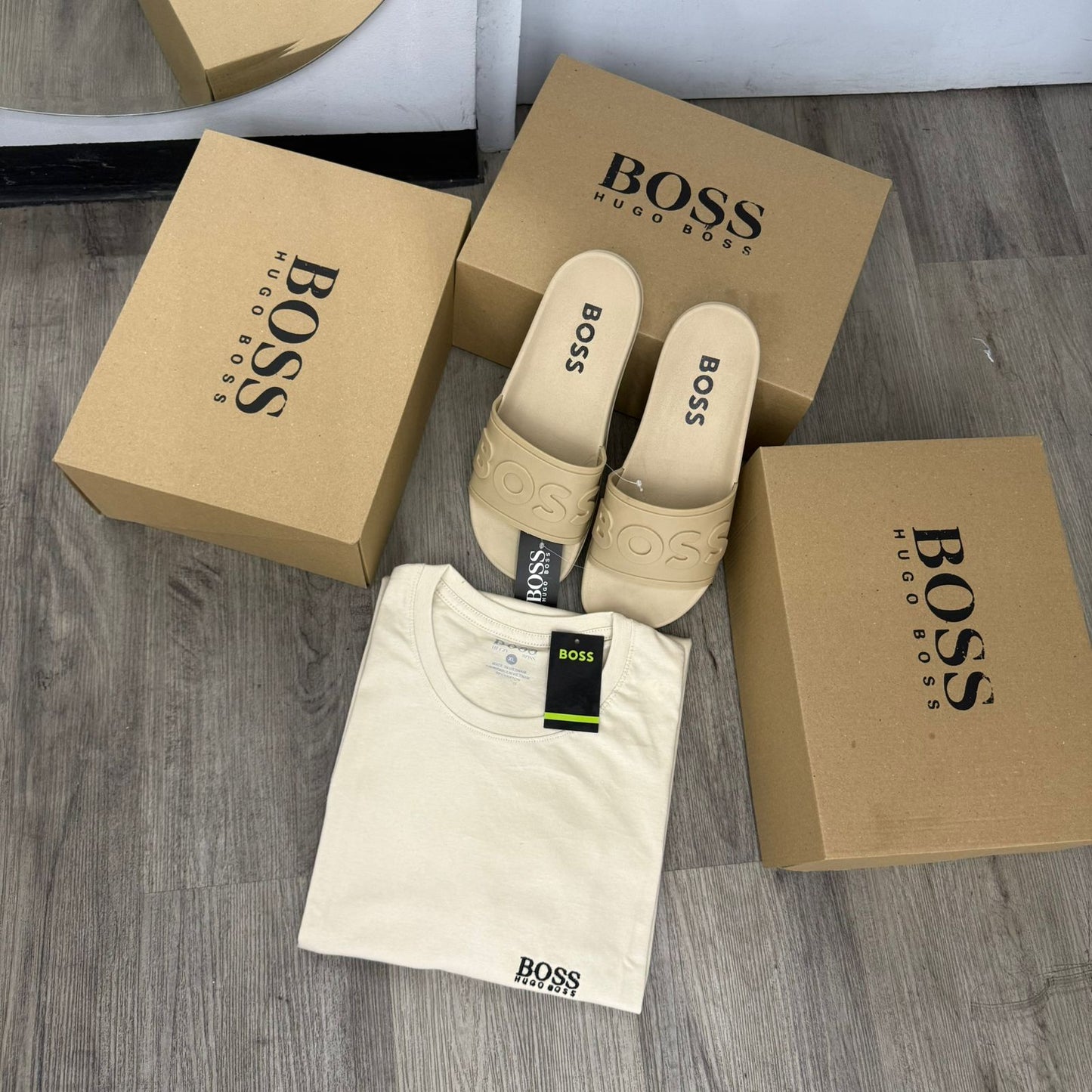 COMBO ÉLITE CAMISA HUGO BOSS + SANDALIAS - Eclécty store